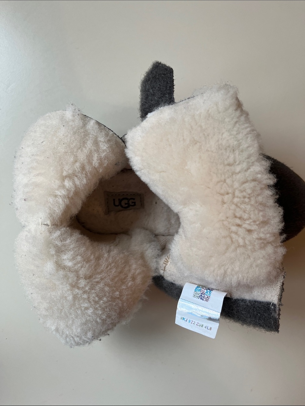 UGG Kids Grey Suede Shearling Boot - Picture 4 of 5